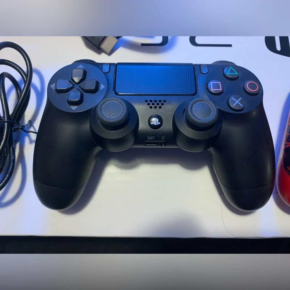 Sony PS4 Console with Controller - Black